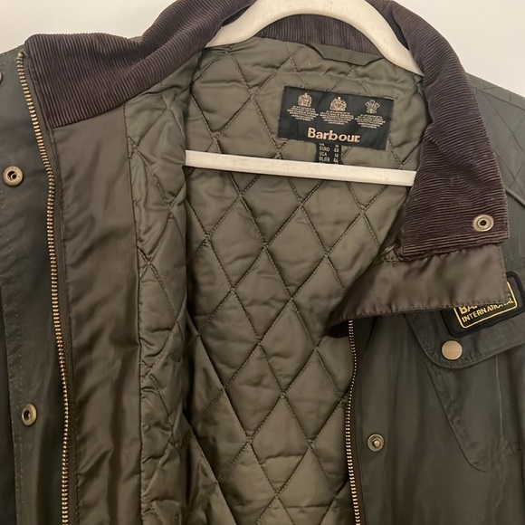 Barbour Waxed Jacket - Picture 9 of 10